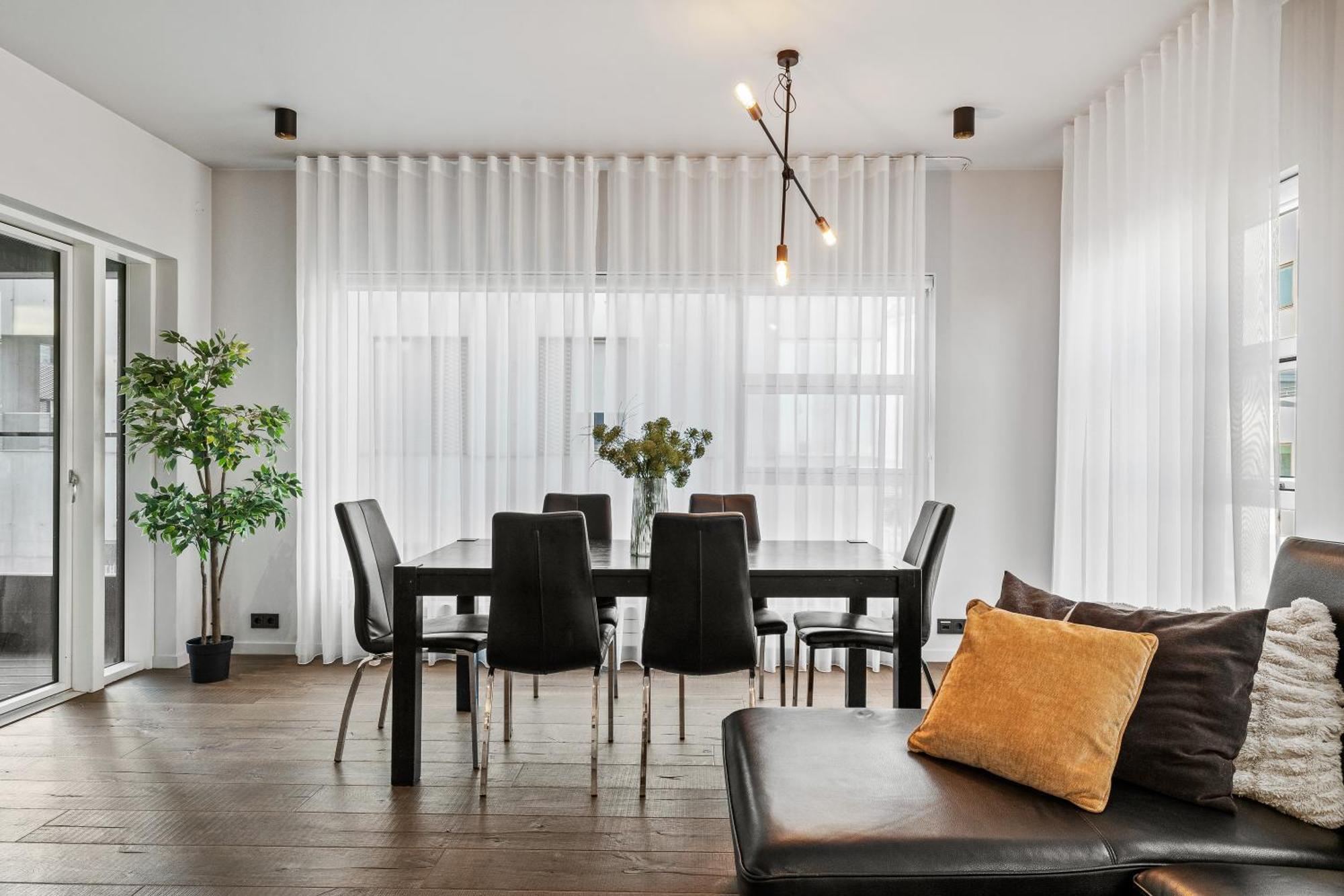 Modern Apartment - Free Parking Reykjavík Buitenkant foto