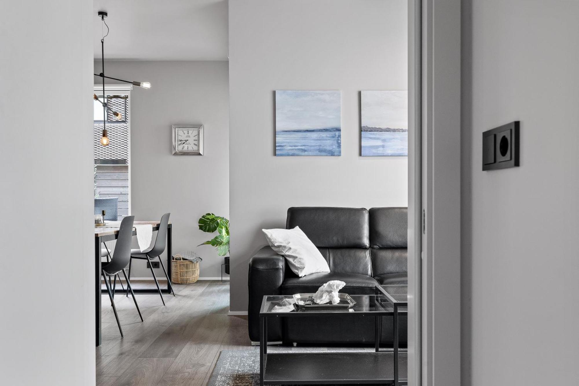 Modern Apartment - Free Parking Reykjavík Buitenkant foto